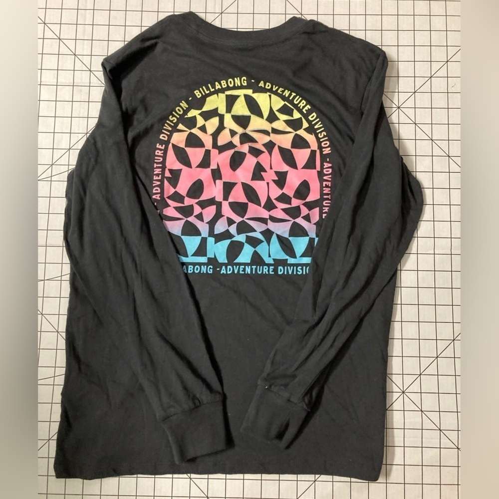 🌟 2/$22 🌟 NWOT Billabong Men’s‎ Large Long Sleeve Tshirt